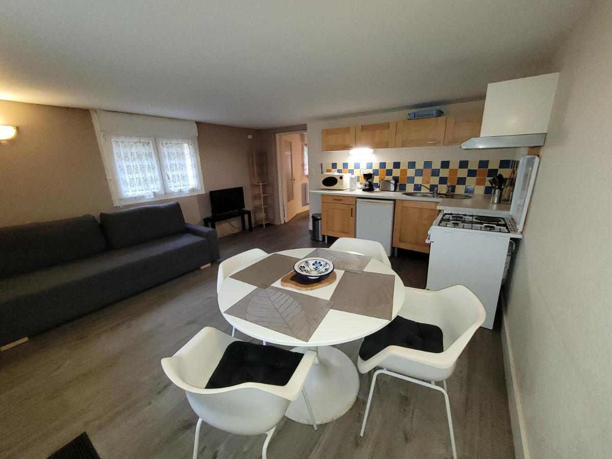 Les Contines Appartement Bagnoles de l'Orne Normandie Buitenkant foto